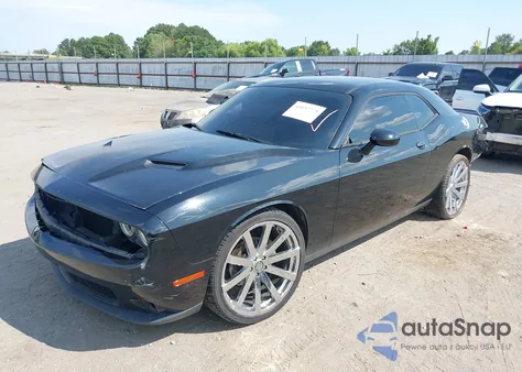 2015 Dodge Challenger Sxt z USA, uszkodzony, nr VIN 2C3CDZAG0FH744627